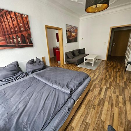 Ferienwohnung Apartment In Zittauer Stadtzentrum Innenstadt Innenring Top Lage - Wohnen Auf Zeit In Zittau - 1 Raum Wohnung Bagian luar foto