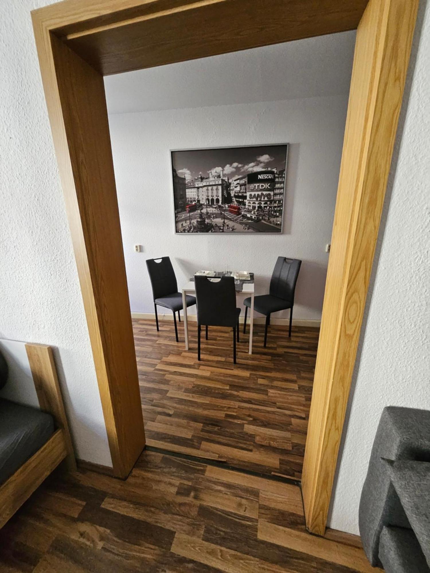 Ferienwohnung Apartment In Zittauer Stadtzentrum Innenstadt Innenring Top Lage - Wohnen Auf Zeit In Zittau - 1 Raum Wohnung Bagian luar foto